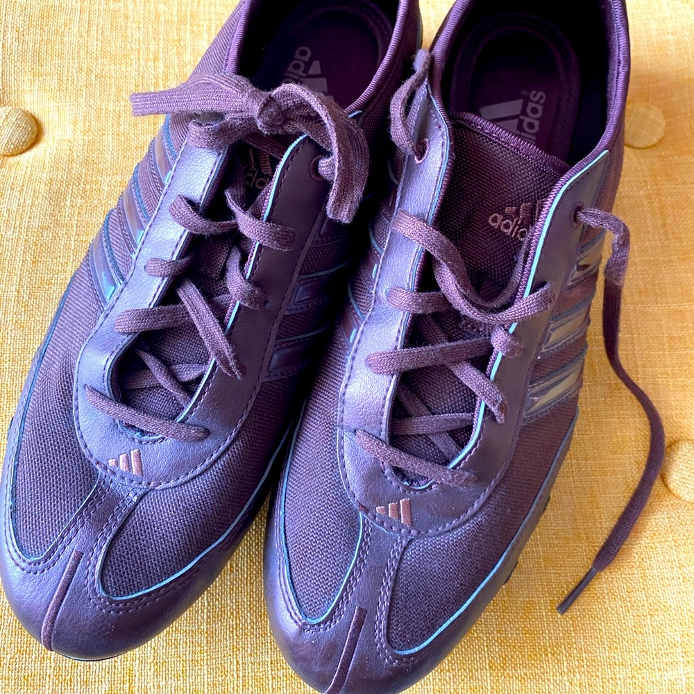 Adidas Sneakers